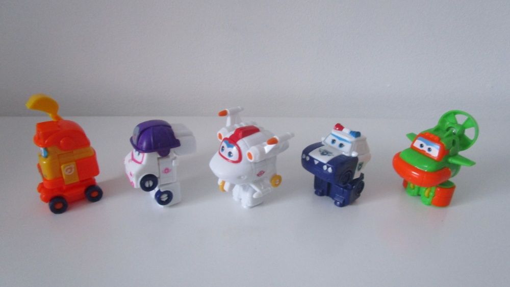 Conjunto 5 Super Wings 3ª Temporada (Zoey, Astro, Kim, Scoop e Swampy)