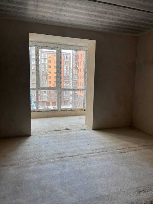 Продається простора 1-кімнатна квартира в Раково, вул. Довженка.