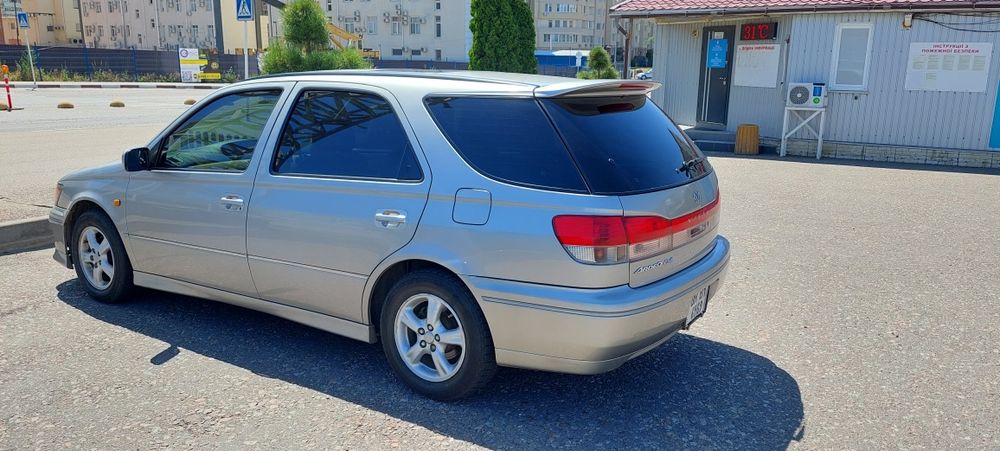 Toyota Vista Ardeo 1998