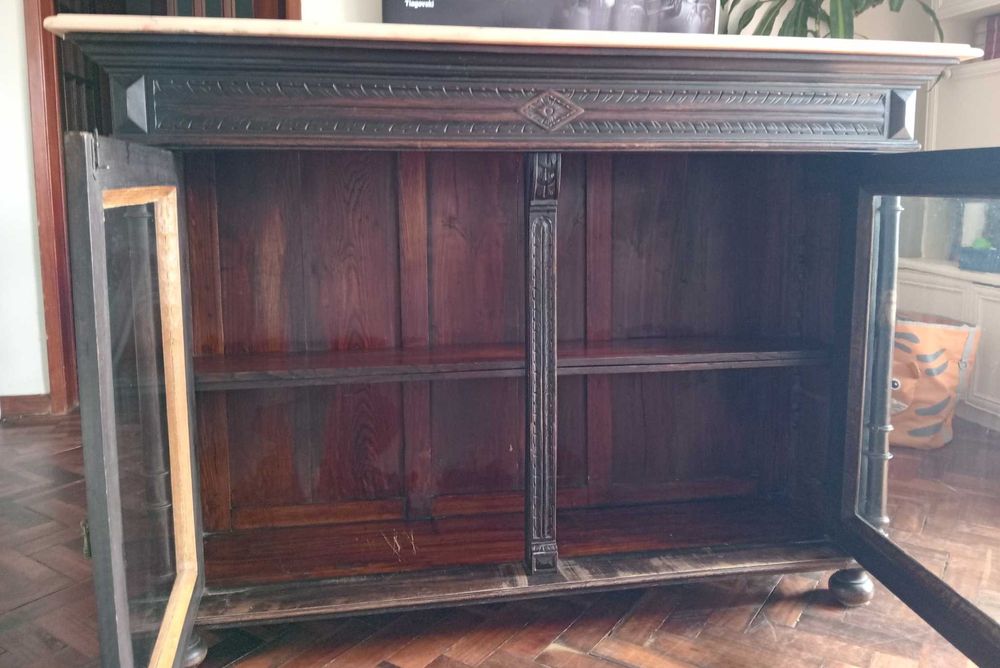 Aparador antigo ( Vintage)