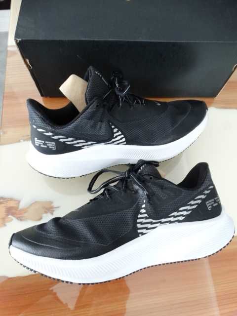 Nike Quest 3 Shield CQ8894 Adidas Lite Racer biała podeszwa  42 - 43