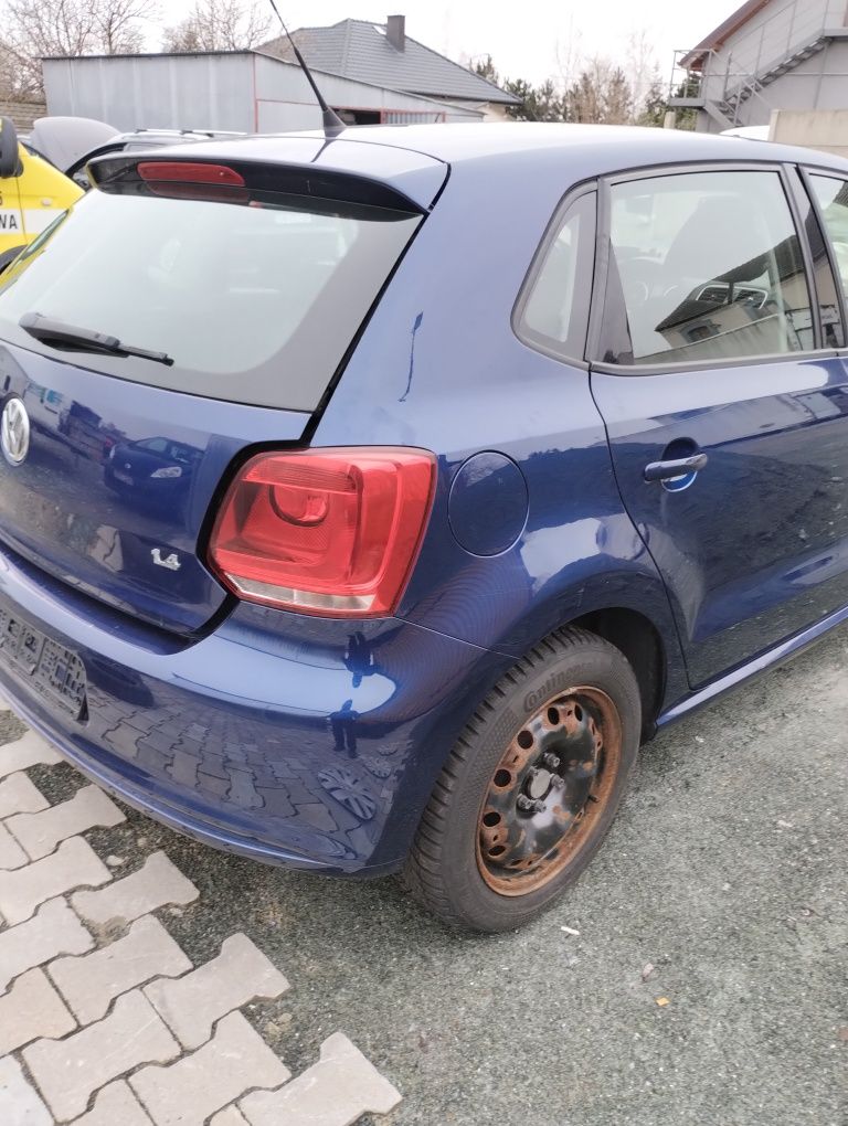 VW polo 6r LD5Q ćwiartka tylna lewa tył błotnik części