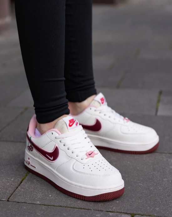 Кроссовки женские Nike Air Force 1 Low Cherry кожаные белые вишни