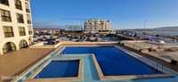 Apartamento T2 renovado com vista mar e piscina marginal São Martinho