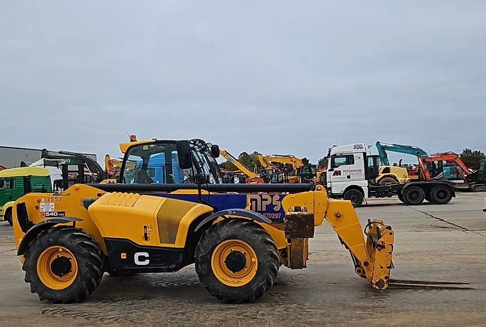 JCB 540 V 140  Ładowarka teleskopowa JCB 540 - 140 + widły rok 2021