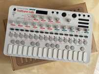Liven Texture Lab - syntezator granularny + zasilacz myVolts Ripcord