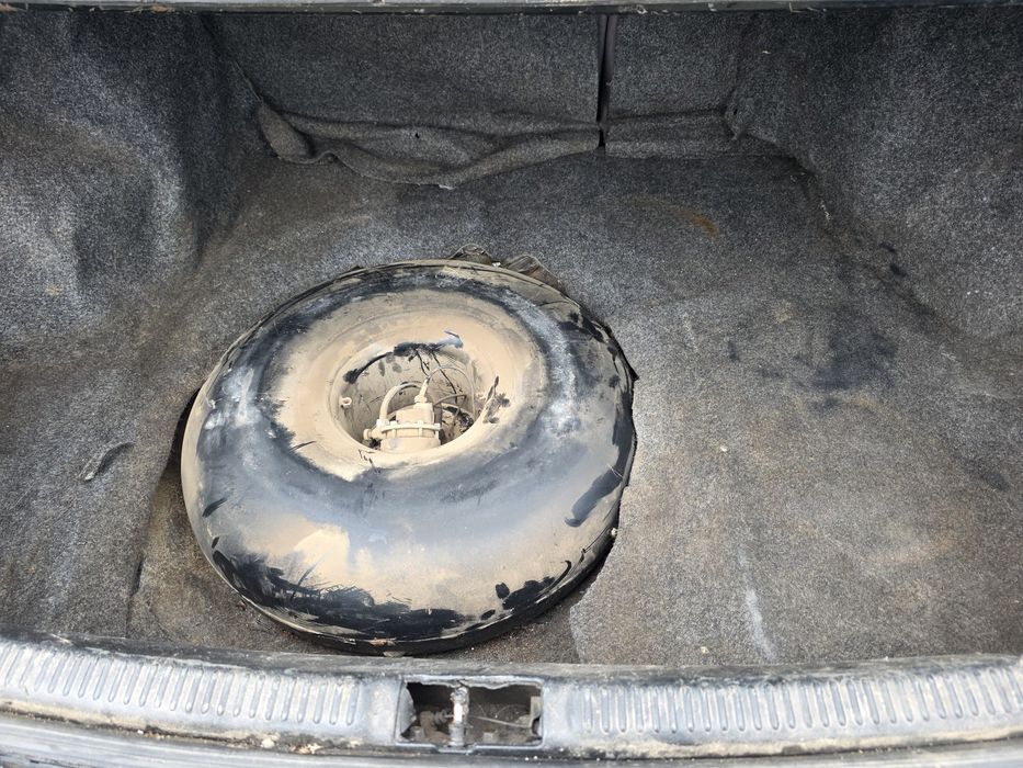 Продам Mazda 626 2.0