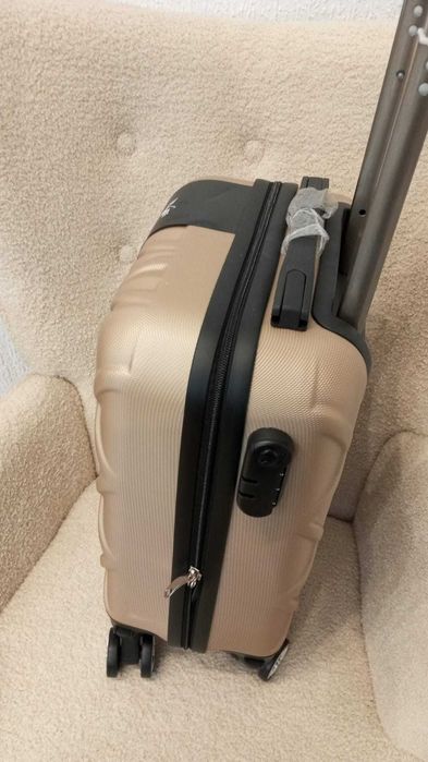 Mala de viagem pequena Nova Nunca usada