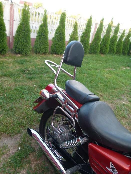 Honda shadow VT 125 oparcie pasażera szyba -zestaw-