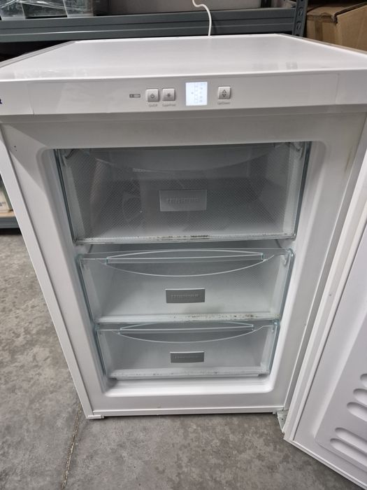 Arca 3 gavetas Liebherr