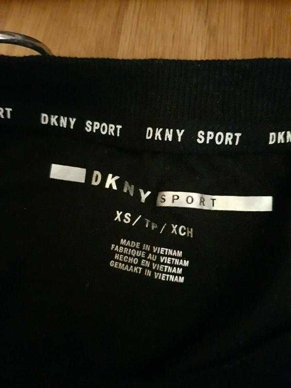 костюм спортивный кроп топ шорты р s 34 / XS / 42 dkny  donna karan