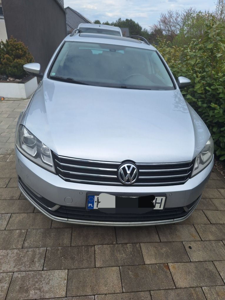 VW Passat B7. 2012( grudzień) r. 2.0. DSG. 175k.