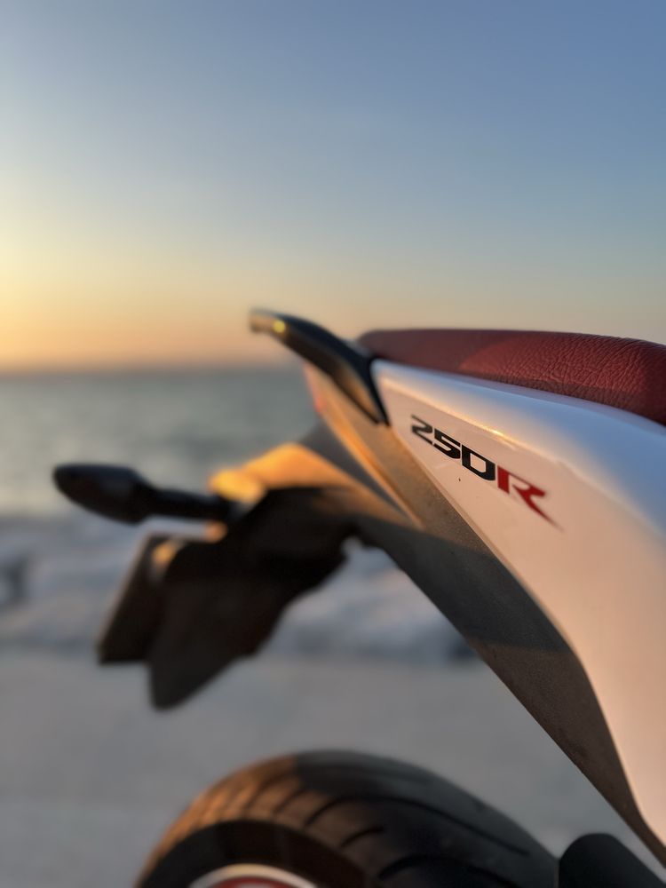 Honda CBR250 (Tricolor)