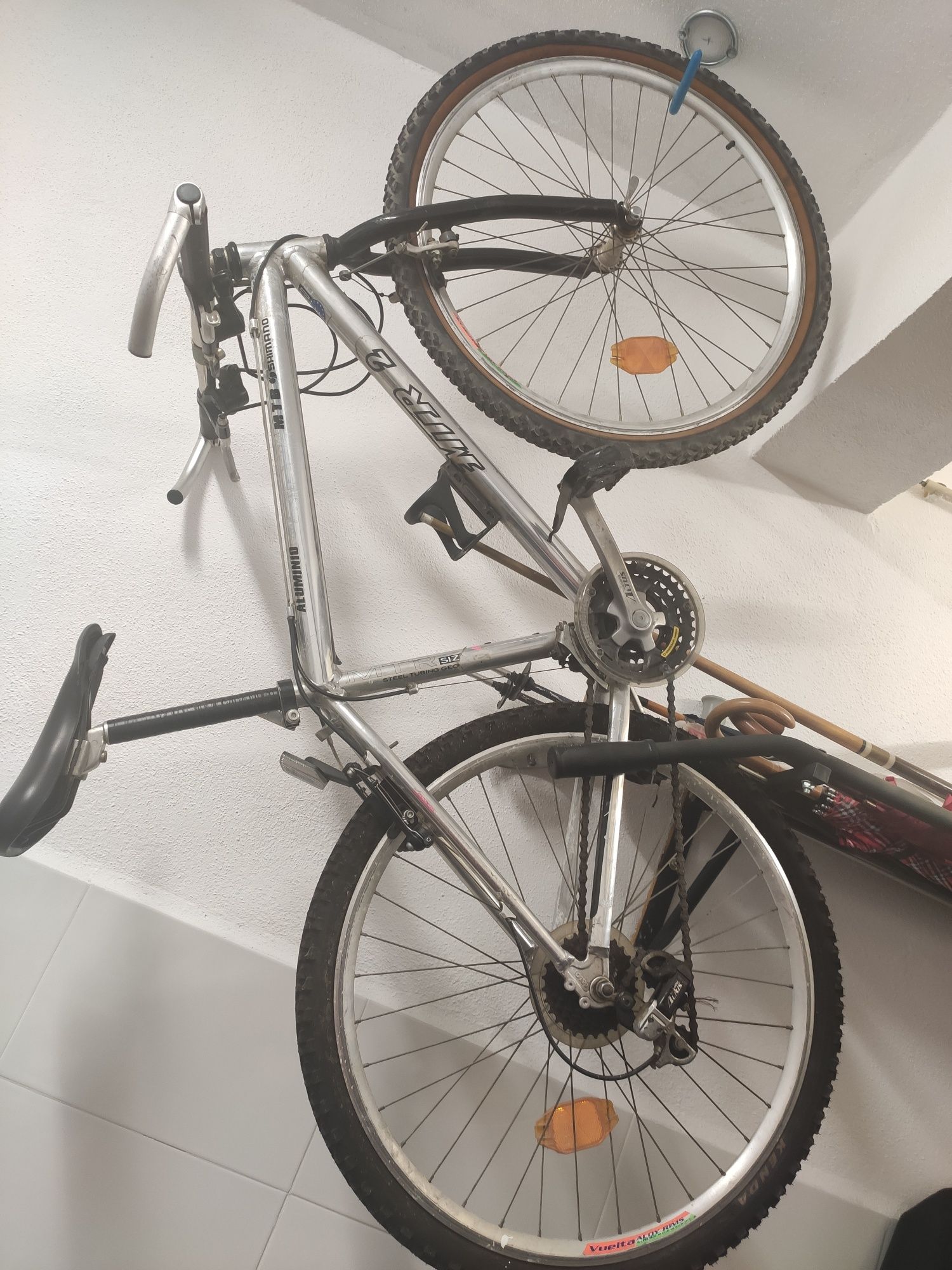 Bicicleta MTR 2 - POUCO USO