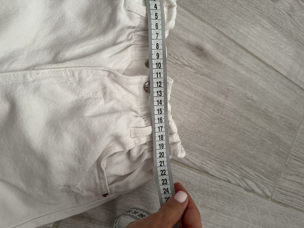 Джинсы на девочку Zara