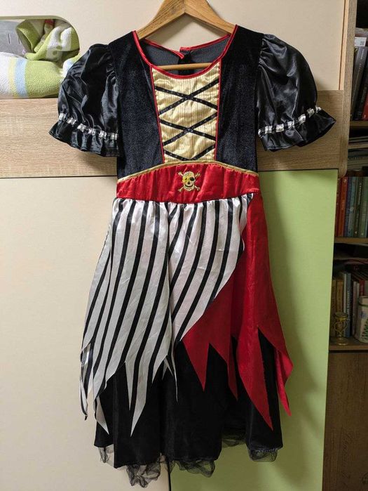 Костюм піратки для дівчинки на Хеловін р. 140