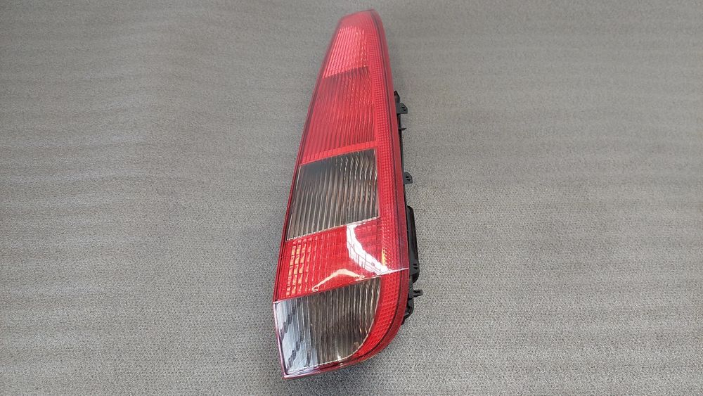 Farolim direito FORD Fiesta V (JH_, JD_)