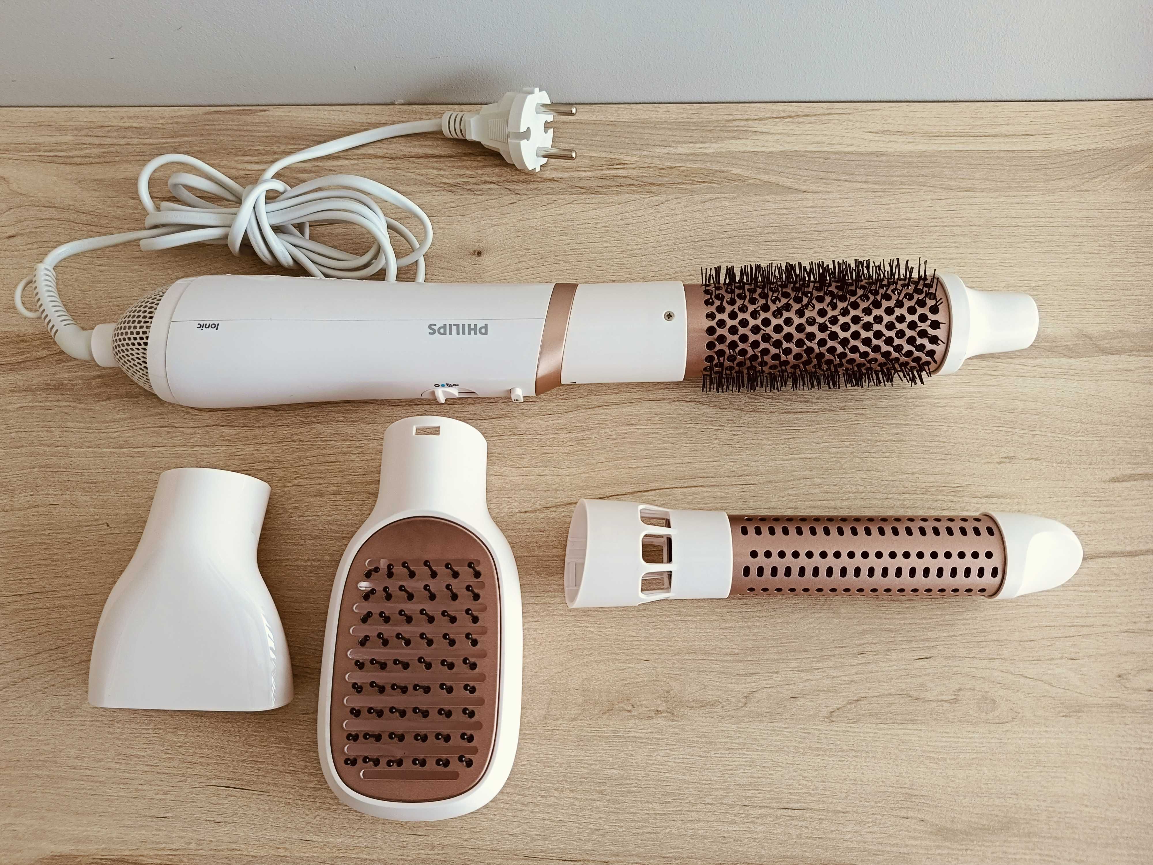 Lokówko-suszarka z jonizacją Philips BHA310/00