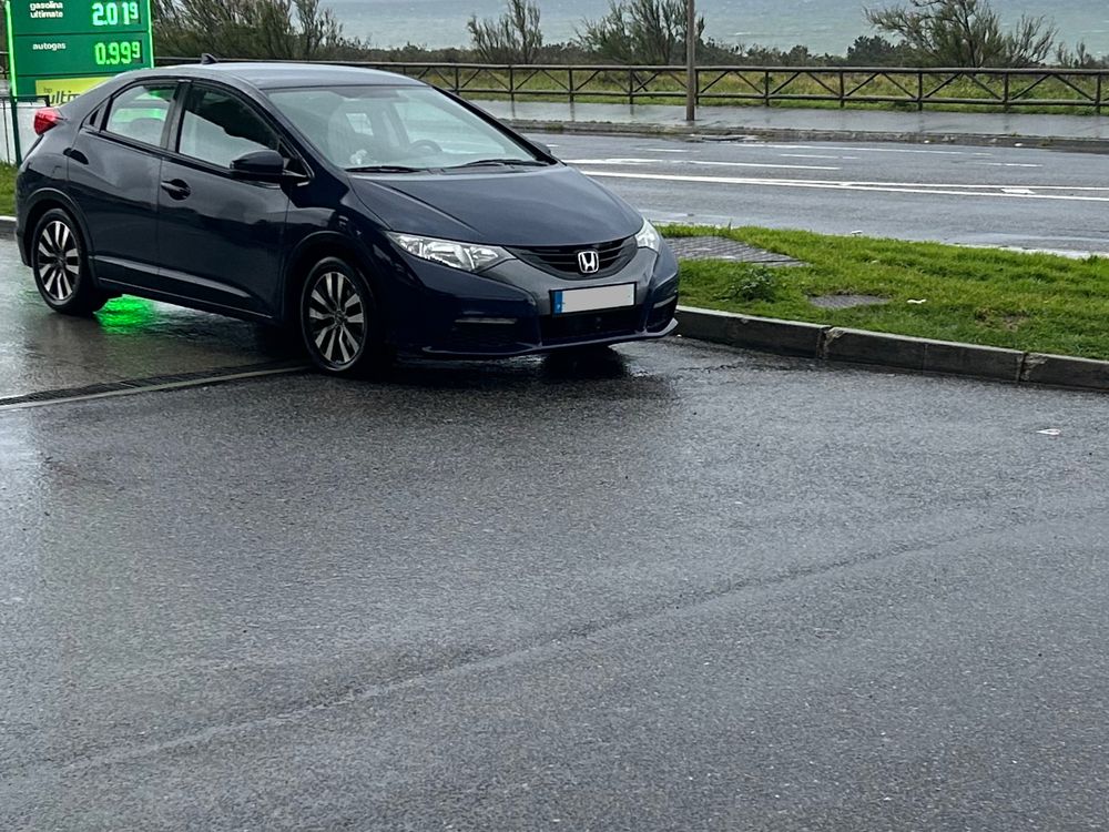 Vendo/Troco 2013 Honda Civic 1.6 D-tec Sport
