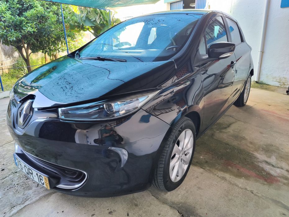 Renault ZOE - Intense 22Kw (Bateria Própria)
Para venda Renault