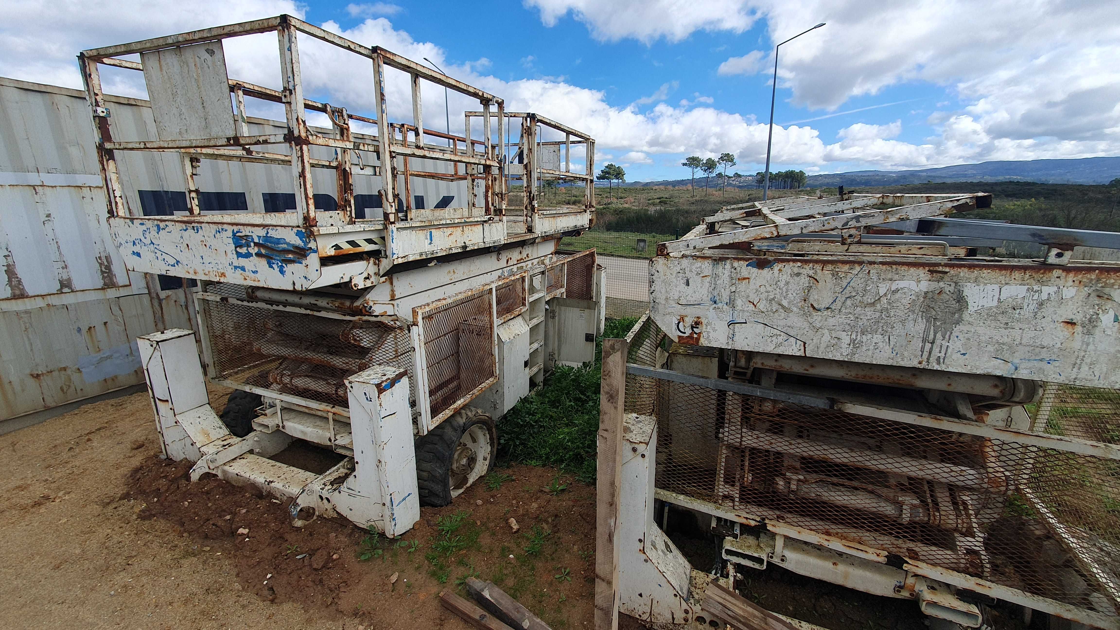 Plataforma elevatória Tesoura