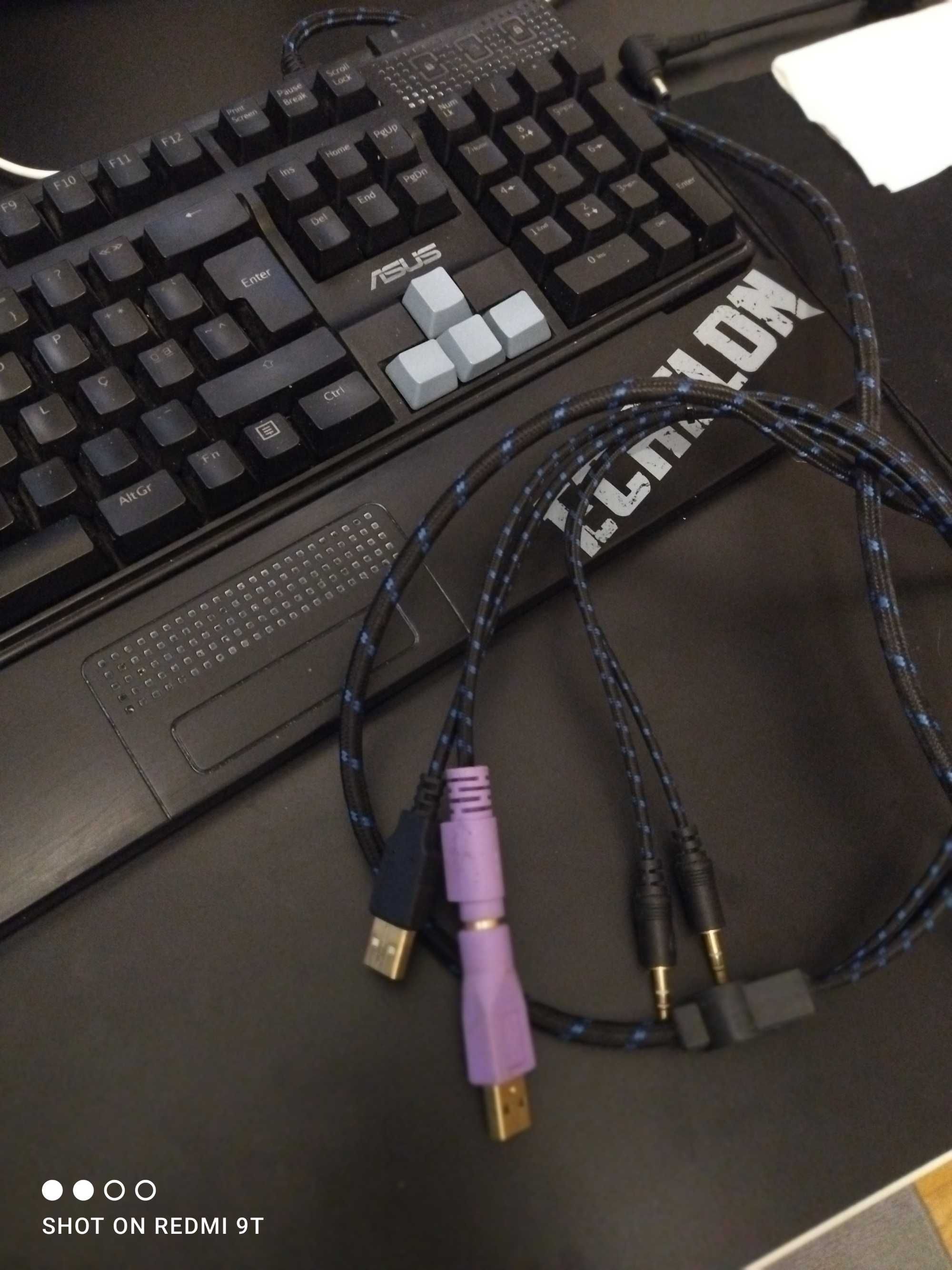 Teclado Mecânico MX Black, ASUS Echelon c/ média hub