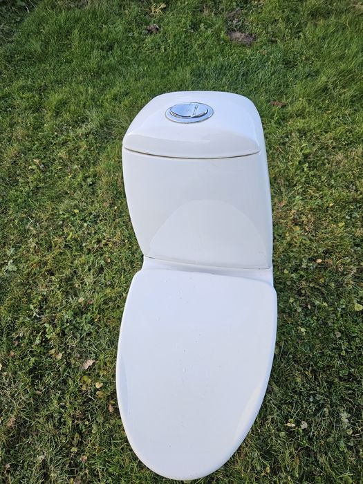 Łazienka  kompakt wc