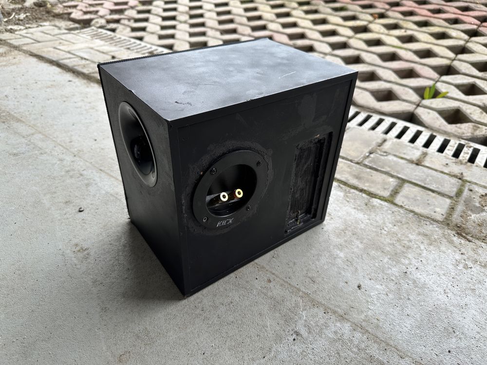 Maly subwoofer Audio System CO06