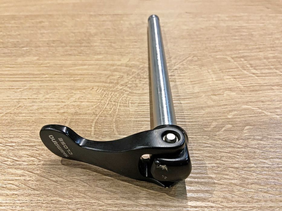 Tylna oś rowerowa Shimano SM-AX56-171x12