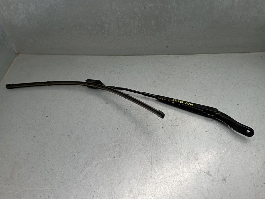 Haste / braço de escova limpa vidros frente direita CITROËN C4 III