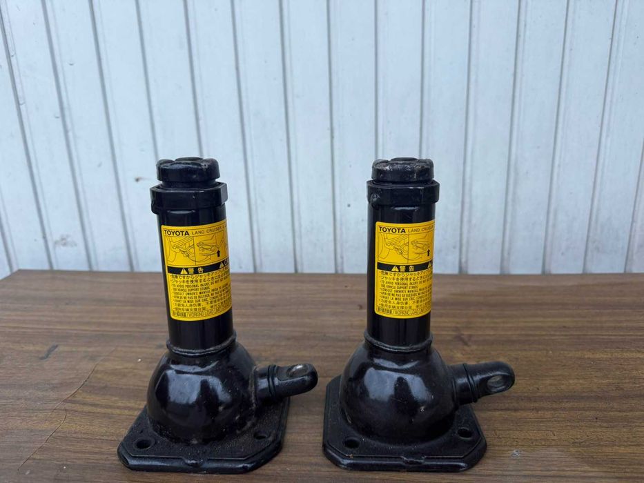 НОВИЙ! Домкрат тойота ленд крузер 200