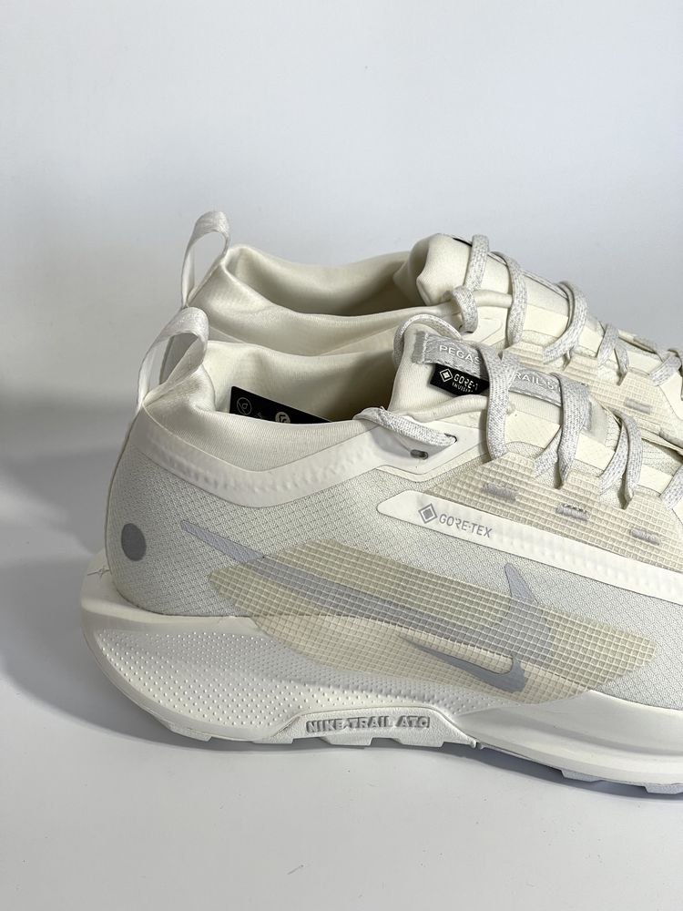 Оригінал Кросівки Nike Pegasus Trail 5 GORE-TEX 44  бігові FQ0912-102