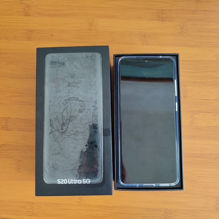 Смартфон Samsung Galaxy S20 Ultra 5G