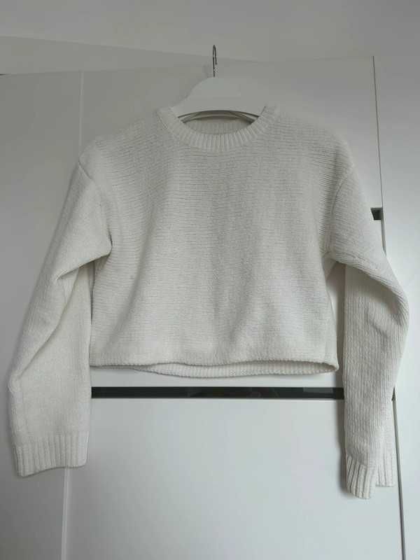 Krótki sweter_bershka_XS