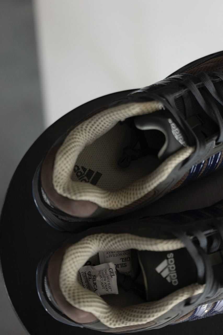 Чоловічі кросівки Adidas RESPONSE CL коричневий з чорним 1003 ТОП