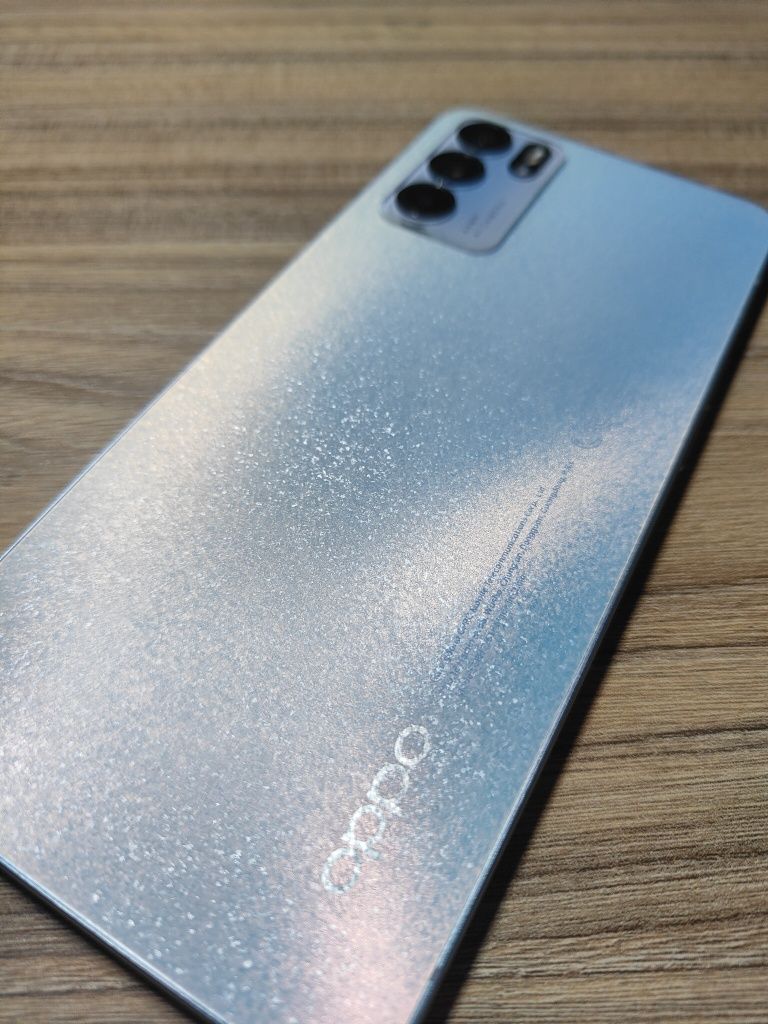 Telefon oppo Reno 6 5G