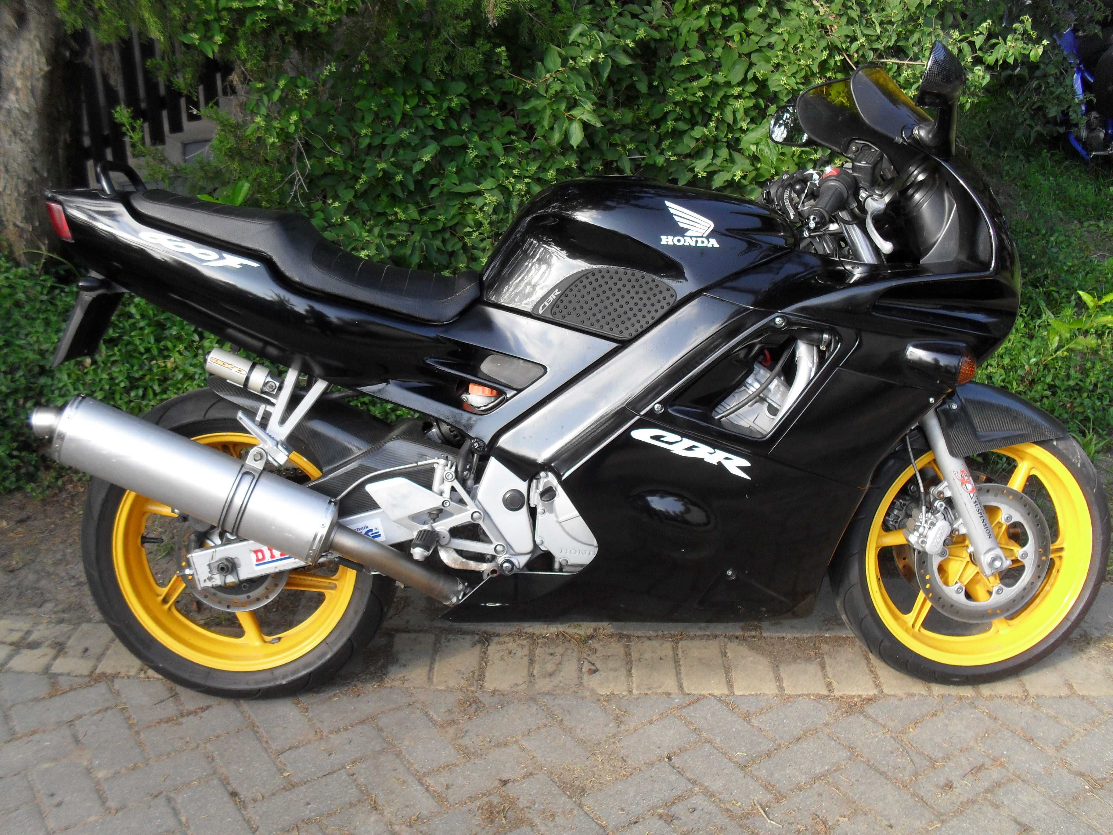 honda cbr600 f2 niemcy wydech leovince mały przebieg
