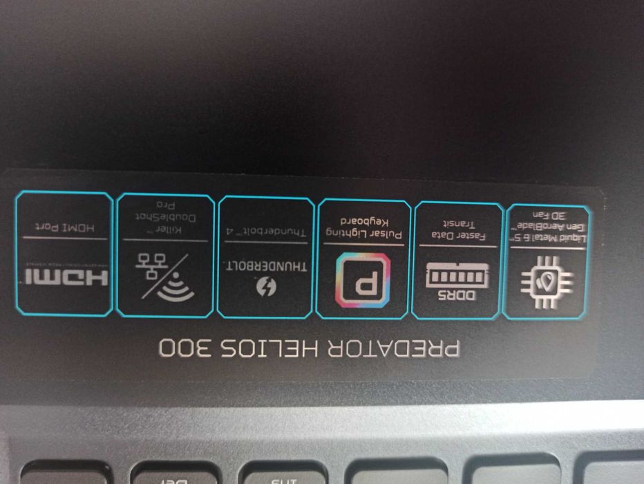Laptop ACER Predator Helios 300