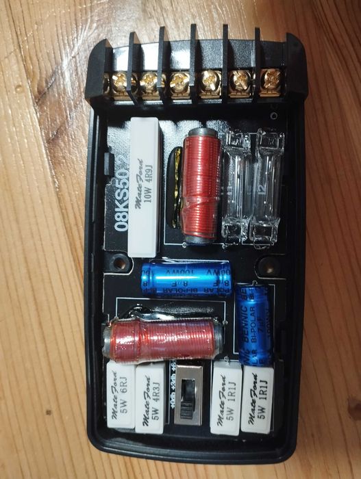 Автомобільний очищувач звуку kicker