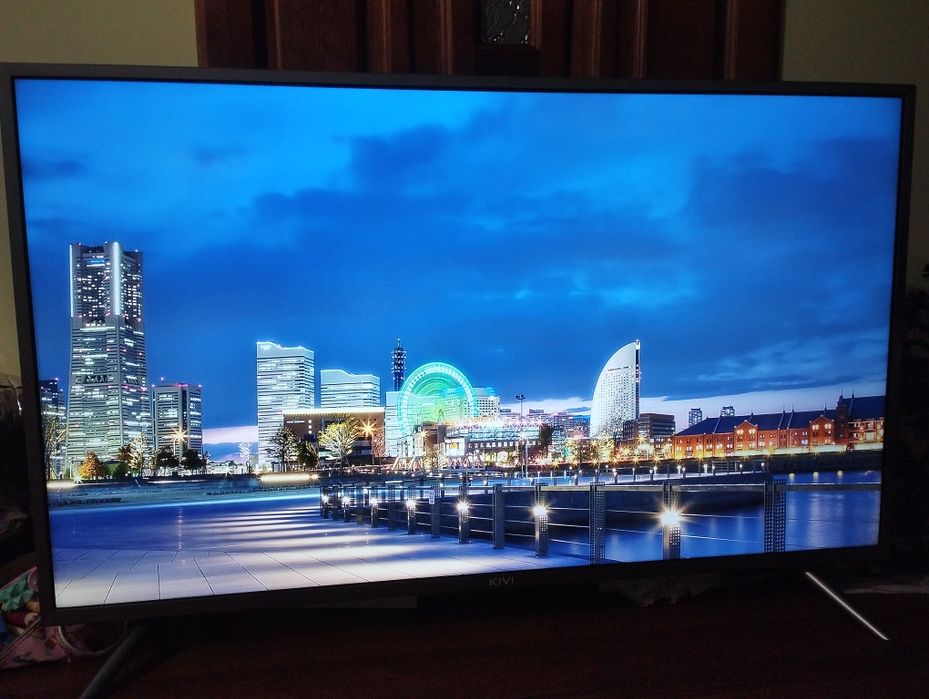 Телевізор ківі KIVI 40' робочий