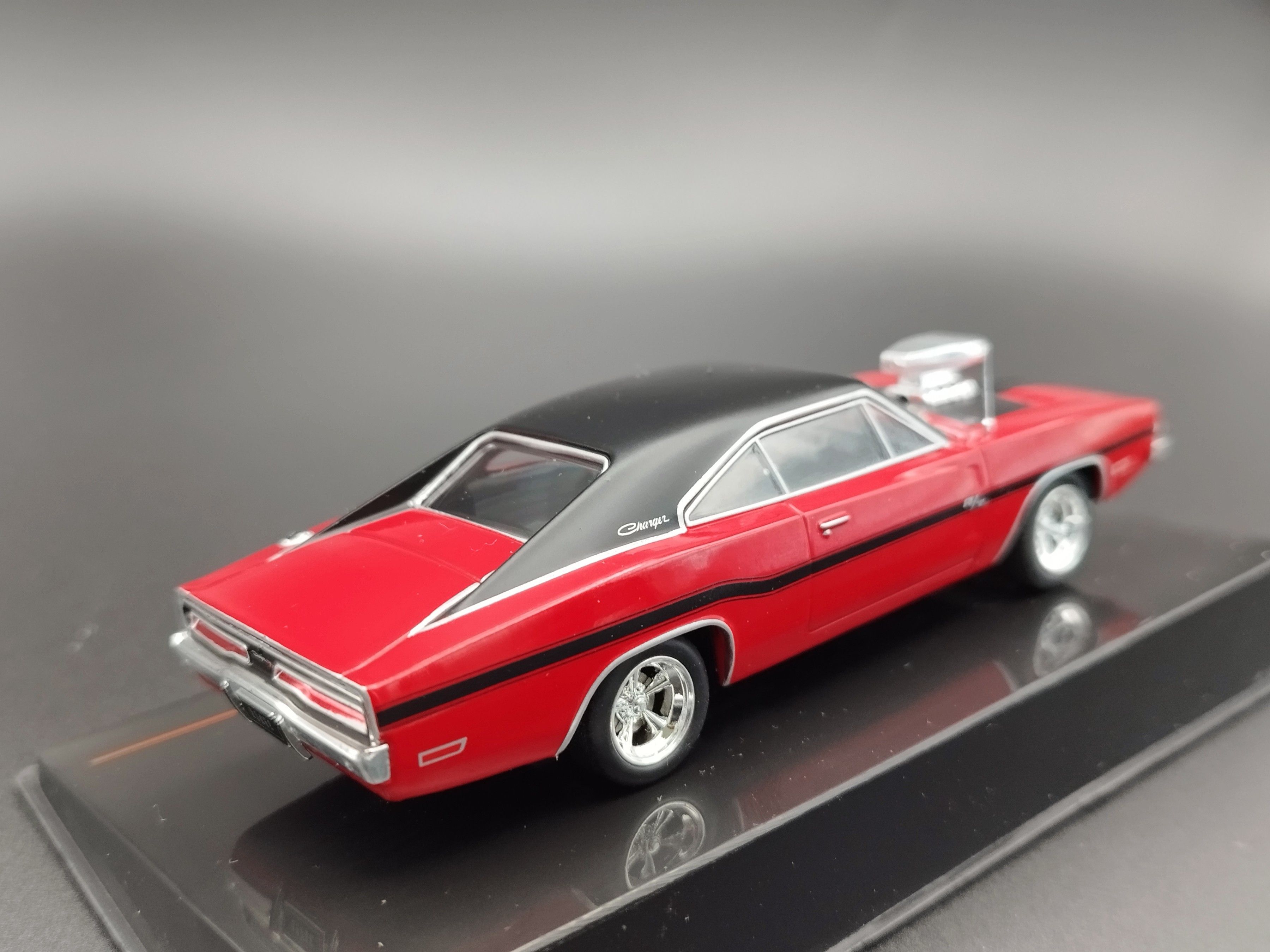 1:43 IXO 1970 Dodge Charger R/T Model nowy