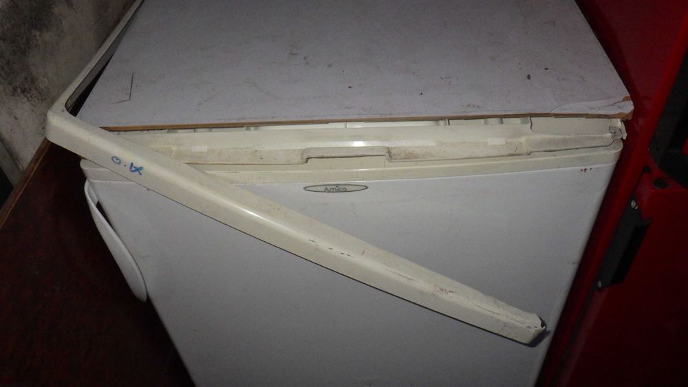 AMICA  Lodówka Domowa Ogrodowa -