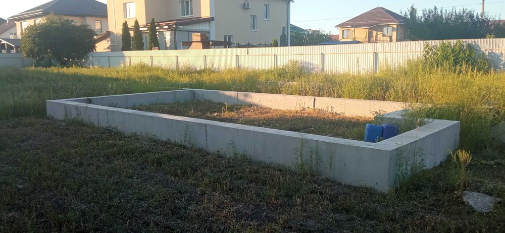 Продам земельну ділянку в межах міста