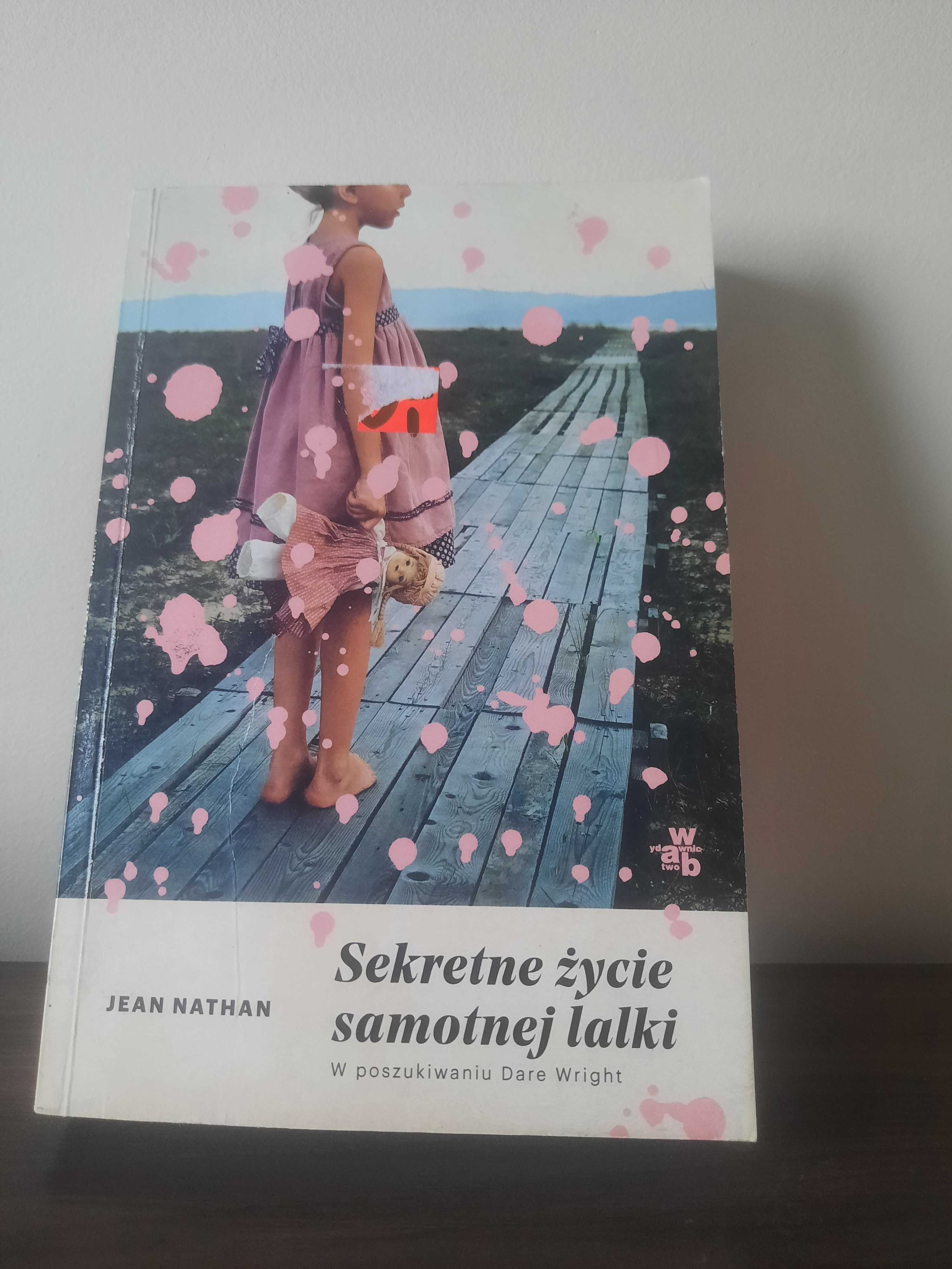 J.Nathan-"Sekretne życie samotnej lalki "