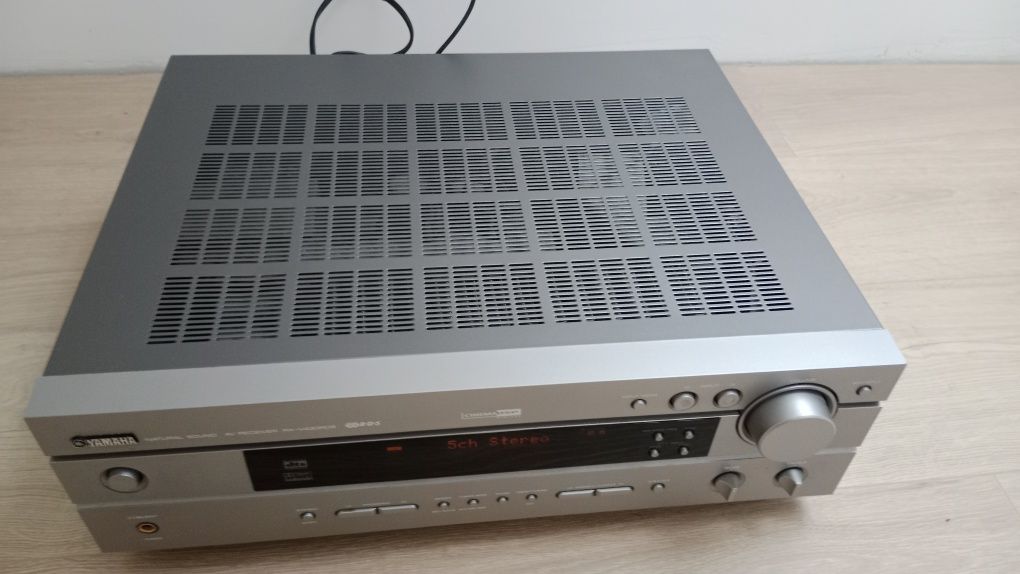 Amplituner kina domowego 5.1 Yamaha RX-V430RDS