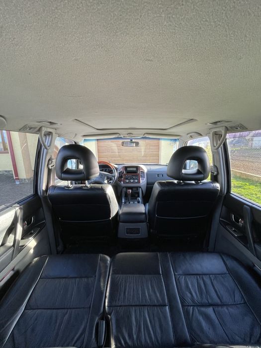 Mitsubishi Pajero wagon 3