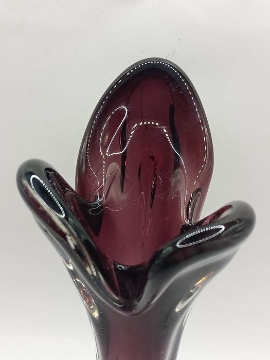 Wazon ametystów fioletowy z sękami szkło artystyczne