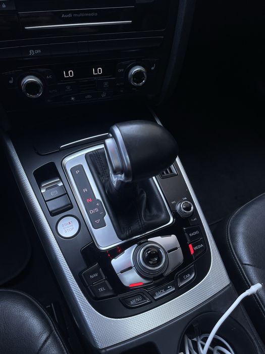 Audi A4 b8 S-line quattro