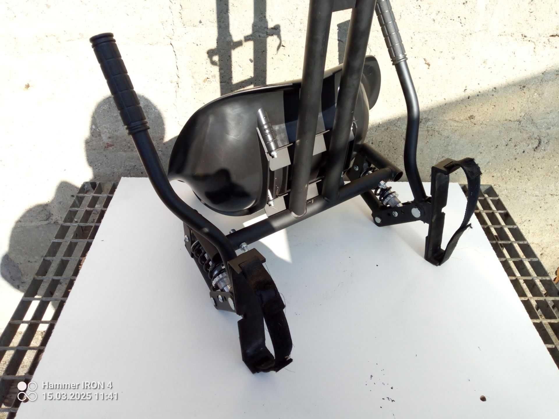 Hoverkart czyli nakładka do deskorolki elektrycznnej typu Hoverboard