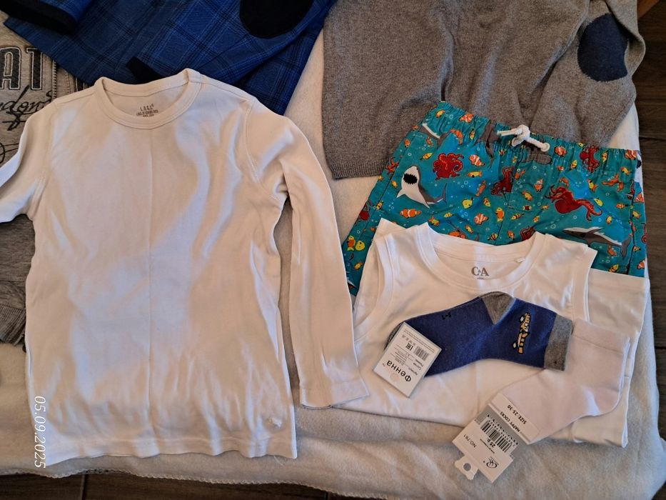 Одяг для хлопчика 110-116 черевики 18 см курточка тепла комбез